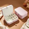 Caja de Joyería Portátil de Fábrica Original con Espejo Lujo Ligero Sensación de Gama Alta Caja de Accesorios Caja de Almacenamiento para Pulseras de Cristal Collares Pendientes Venta al por Mayor