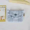 Linda Cartera de Tela Floral con Tapa abatible y Bordes Fruncidos, Bolsa Portátil de Gran Capacidad para Auriculares y Lápiz Labial para Niñas