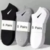 Meias de Algodão Brancas, Baixas, Antiderrapantes, Resistentes a Odores, Unissex, Meias Curtas de Cor Sólida Pretas e Brancas para o Verão, Invisíveis