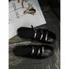 Suaves y cómodos, estos zapatos retro Mary Jane con hebillas metálicas son perfectos para mujer.. La colección de otoño de 2026 presenta un diseño impresionante y ultraligero