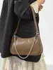 2026 Nuevo Bolso de Cadena de Cuero Suave en Forma de Media Luna, Bolso Vintage de Hombro o Debajo del Brazo para Mujer, Bolso Cruzado de Moda de Nicho Transfronterizo