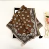 Pañuelo Cuadrado Retro Versátil con Múltiples Diseños, Chal Protector del Sol para Aire Acondicionado, Bufanda Decorativa para Cuello de Mujer con Colgante de Borla, Bufanda Delgada para Protección del Cuello