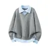 Suéter polo masculino outono/inverno estilo coreano, corte solto, color block, com design de peça dupla falsa, adequado para casais