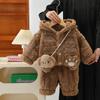 Pijamas de terciopelo con diseño de pata de oso para niños, otoño e invierno de 2024, nueva ropa de hogar para niños, traje cálido de tesoro para hombres, una generación de cabello