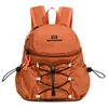 2026 Nueva Moda Deportiva Mochila Pequeña Estilo Japonés Bolso de Doble Hombro para Mujeres Viajes Cotidianos Ciclismo Estudiantes Mochila Escolar Moderna