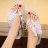 Verano Nueva Llegada Hecho a Mano Plumeria Zapatos de Playa Perla Chanclas Planas Flor Sandalias para Exterior de Mujer