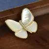 Broche Borboleta Personalizado Feito de Madrepérola Natural Exquisita, Acessório de Concha de Alto Padrão para Mulheres, Acessório Elegante e Sofisticado para Terno