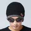 Otoño e invierno más terciopelo gorro de punto para hombre bufanda conjunto de dos piezas Protección para los oídos de invierno gorro de lana para padres e hijos venta al por mayor 9524