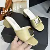 Frances 2024 Nuevas Sandalias Planas de Verano de Alta Gama para Mujer, Calzado de Exterior de Moda, Elegantes Sandalias de Playa para Mujer