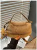 Outono e Inverno Mais Vendido Bolsa Peluda Fofa Feminina 2026 Nova Moda Versátil Bolsa Transversal Bolsa Peluda Pequena Bolsa de Mão Tote