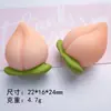 Fresa Realista 3D DIY Funda para Teléfono Pasador Decoración para Zapatos Colgante Adorno de Escena Creativa Piezas de Resina Lindas Venta al por Mayor