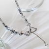 Collar de Perlas y Mariposas de Doble Capa de Accesorios Nicho Versátil Letras Joyería de Alta Gama Amor Colgante que no se Desvanece Venta al por Mayor