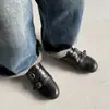 Zapatos de Cuero Pequeños Estilo Británico Calados Tallados en Piel de Vaca 2026 Principios de Primavera Tacón Bajo Punta Redonda Hebilla de Correa Planos de Boca Profunda para Mujer
