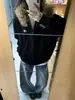 Sudadera Cardigan con Capucha y Cuello de Piel Estilo Americano High Street para Mujer Otoño e Invierno 2025 Ropa de Trabajo Forro Polar Cálido Versátil Chaqueta con Cremallera