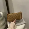 Moda Feminina Casual Retro Estampada Nova Primavera 2026 Bolsa Quadrada Pequena Simples de Corrente para Axila/Ombro Grande Capacidade
