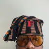 Moda Otoño Invierno Parche Letra F Nuevo Diseño con Cordones Largo Hip Hop Americano Bordado a Cuadros Gorro de Punto