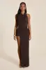 Vestido largo estilo europeo y americano con cuello halter, hombros descubiertos, abertura larga para mujer, con cinturón tejido, entallado a la cintura, corte lateral, abertura alta y diseño fluido, adecuado para vacaciones