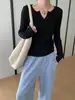 Cisnann Otoño Nuevo Estilo Francés de Gama Alta Ajustado Suéter de Punto de Manga Larga con Cuello en V Pequeño SN9234