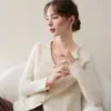 Novo Cardigã de Cashmere Slim-Fit Outono/Inverno 2026, Camisa Feminina Pequena com Gola Lapela, Cintura Franzida, Peça de Vestuário Feminina de Lã