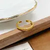 Anel Aberto Curvo Escovado Zircônia Retro Italiano Vintage Medieval Bambu Estiloso Acessível Luxo Par de Anéis para Mulheres