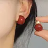 Lleno de Vibras Retro~ Aretes Rojos de Angora con Diseño Único, Estilo Hong Kong, No Requieren Perforación, Estilo Hepburn