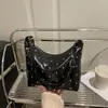 Bolsa Bucket Casual Nicho Design Retrô Personalizada Moda Outono 2025 Nova Bolsa de Ombro Transversal Feminina