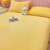 Color Sólido Invierno Coral Leche Terciopelo Cama Sábanas de Cama Pieza Única Engrosada Forrada de Felpa Colcha Estudiante Dormitorio Individual Felpa Cama Sábanas de Cama Colcha