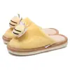 Adorable Abejita Moda Baotou Zapatos Peludos para Hombres y Mujeres en Otoño e Invierno Cómodos Suela Suave Parejas Nuevas Pantuflas de Algodón