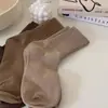 Calcetines holgados para mujer en colores jaspeados, calcetines de algodón puro hasta la pantorrilla con rayas verticales, calcetines deportivos adelgazantes y resistentes al olor de Zhuji Socks