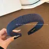 Diadema retro de alta calidad con dientes para otoño e invierno para mujer, diseñada para realzar la apariencia de la coronilla, nuevo estilo 2026, antideslizante, accesorio para el cabello versátil