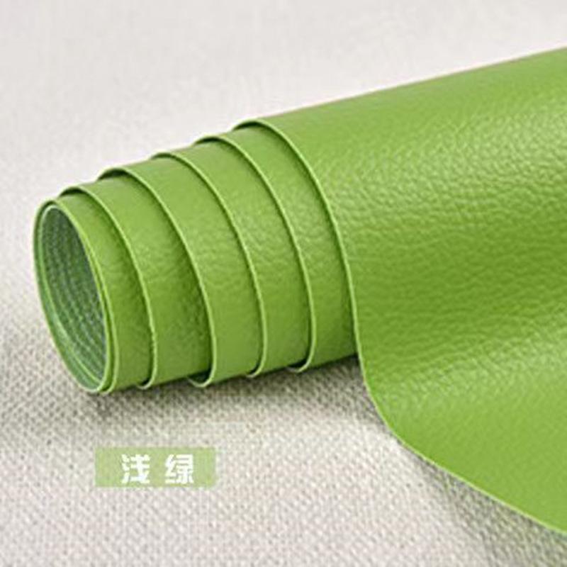 浅绿色