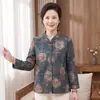 Camisa estampada de cuello alto para mujer de mediana edad y anciana, estilo nuevo, elegante y adelgazante, abrigo fino para mujer que reduce la edad.