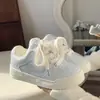 Tenis de Suela Gruesa para Mujer, Nuevo Estilo Primavera 2026, Diseño Único y No Común, Zapatos Versátiles, Tenis Blancos