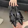 Sapatos de Salto Alto com Laço Francês Femininos Novidade Primavera/Verão Absolutamente Lindos Sandálias de Bico Fino Salto Agulha com Tira no Tornozelo Fechadas
