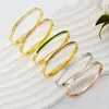 Pulsera Transfronteriza de Acero de Titanio para Mujer, No se Desvanece, Lujo Ligero y de Alta Gama, Pulsera de Acero Inoxidable Chapado en Oro Incrustada con Circonita para Mujer