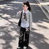 Versátil coleção nova primavera e outono 2026 estilo universitário para meninas: conjunto de top com gola, renda e calça casual de perna larga