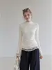 Camiseta de Manga Larga con Cuello Alto y Volantes Cepillados Color Albaricoque para Mujer, Top Ajustado con Fruncidos y Adorno de Encaje para Principios de Otoño