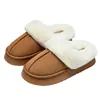Pantuflas de algodón para otoño e invierno para niñas, pantuflas cálidas peludas antideslizantes de suela gruesa para interior para mujeres, pantuflas de algodón de felpa para el hogar para invierno