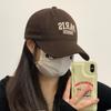Gorra de béisbol marrón para mujer con gran circunferencia de cabeza, diseño de letras, gorra deportiva versátil para hombre, estilo coreano, moderna.