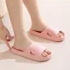 Novas Pantufas de Verão Qidashun para Banheiro e Uso Doméstico para Homens e Mulheres, Pantufas Leves para Interior com Toque Macio, Atacado