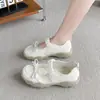2026 Zapatos Blancos Mujer Verano Nuevo Estilo Coreano ins Estudiante Femenina Casual Deportivos Versátiles Zapatos de Tabla Estilo Calle