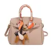 Nova Bolsa Feminina Outono/Inverno 2026 Bolsa Kelly Elegante de Grande Capacidade Bolsa de Mão Retrô Ombro Único Transversal Bolsa Platina