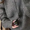 Colar Pingente Bolsa de Couro Fofa e Compacta para Mulheres, Pingente Porta-Moedas, Acessório Versátil para o Dia a Dia com Alça Longa de Couro para Pendurar no Pescoço