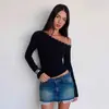 2025 Nuevo Otoño e Invierno Americana Dulce Atrevida Camisa Básica Negra de Hombro Caído con Diseño Calado, Hombros Descubiertos en la Cintura y Mangas Largas