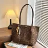 Nova Cesta de Legumes de Grande Capacidade Outono/Inverno 2026 Bolsa de Mão Feminina Estilo Ins para o Trabalho Bolsa Tote de Couro Europeu