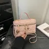 Nova Bolsa de Ombro Transversal Acolchoada com Corrente Feminina 2026, Mini Bolsa de Mão Versátil de Luxo Leve