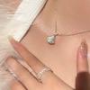 Collar de Cadena para Clavícula de Mujer de Marca Grande Plano para Falda Pequeña Lujo Ligero de Alta Gama Regalo de Cumpleaños para Novia Colgante de Collar Joyería