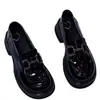 Mocasines casuales populares para mujer, nuevos zapatos versátiles de suela gruesa para el otoño de 2026, zapatos de cuero versátiles de estilo británico con suela blanda para mujer