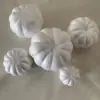 Venta al por mayor Redondo Blanco Espuma Simulación Calabaza de Halloween Verdura Decorativa Accesorios de Fotografía Personalizable Bola de Espuma