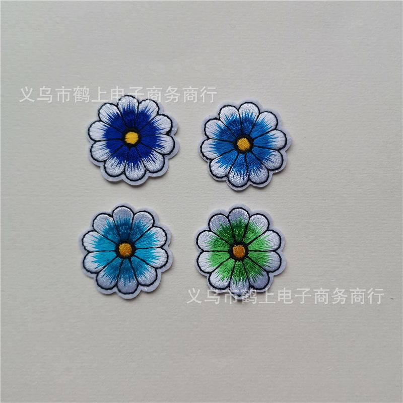 G020白底背胶花朵1.jpg